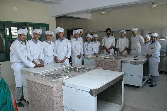 Delhi_Institute_of_Hotel_Management_&_Catering_Technology